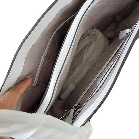 Michael Kors Jet Set East West Top Zip Signature Logo Tote Bag - Picture 8 of 11